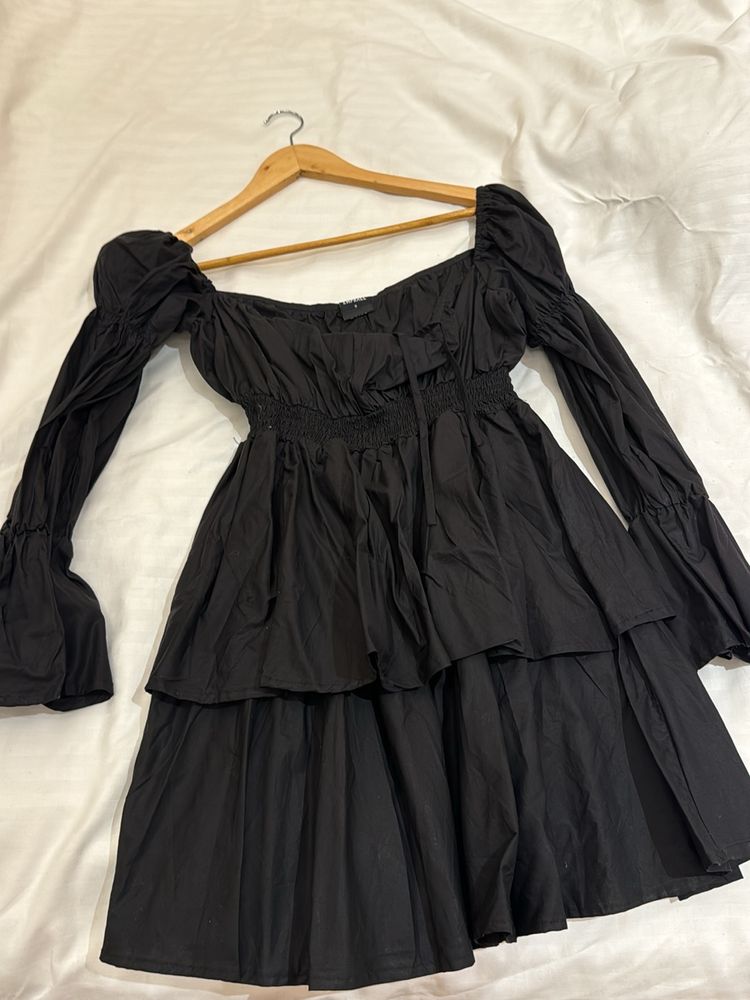 CINDRELLA BLACK DRESS