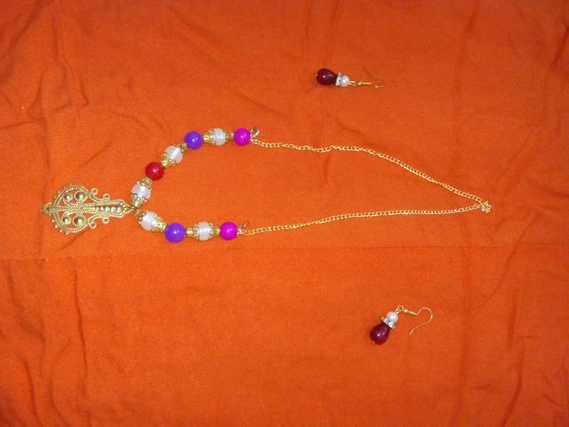 2 Set Of Necklace With Earrings