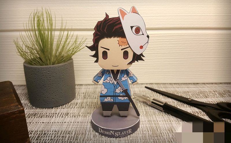 Anime Demon Slayer Tanjiro Chibi Figurine(Paper)