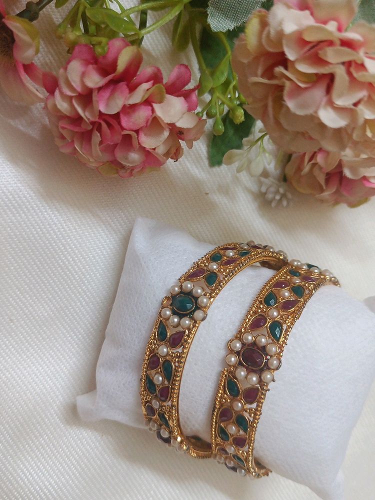 Pearl Kundan Bangles