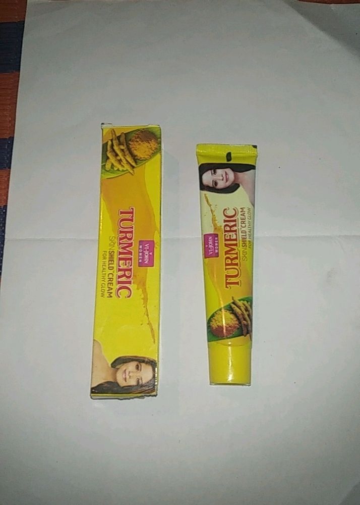 Women Turmeric Natural Fairness Skin Cream