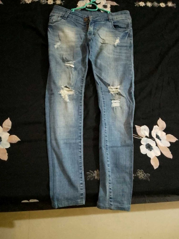 Denim Skinny Torn Jeans!!!