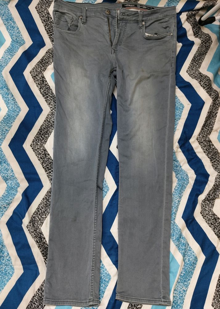 Blackberry Men's Grey Jeans