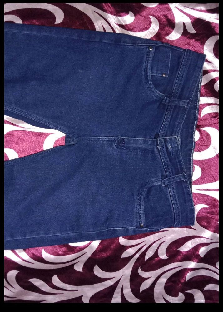 Blue Jeans😍size 28 Length 33