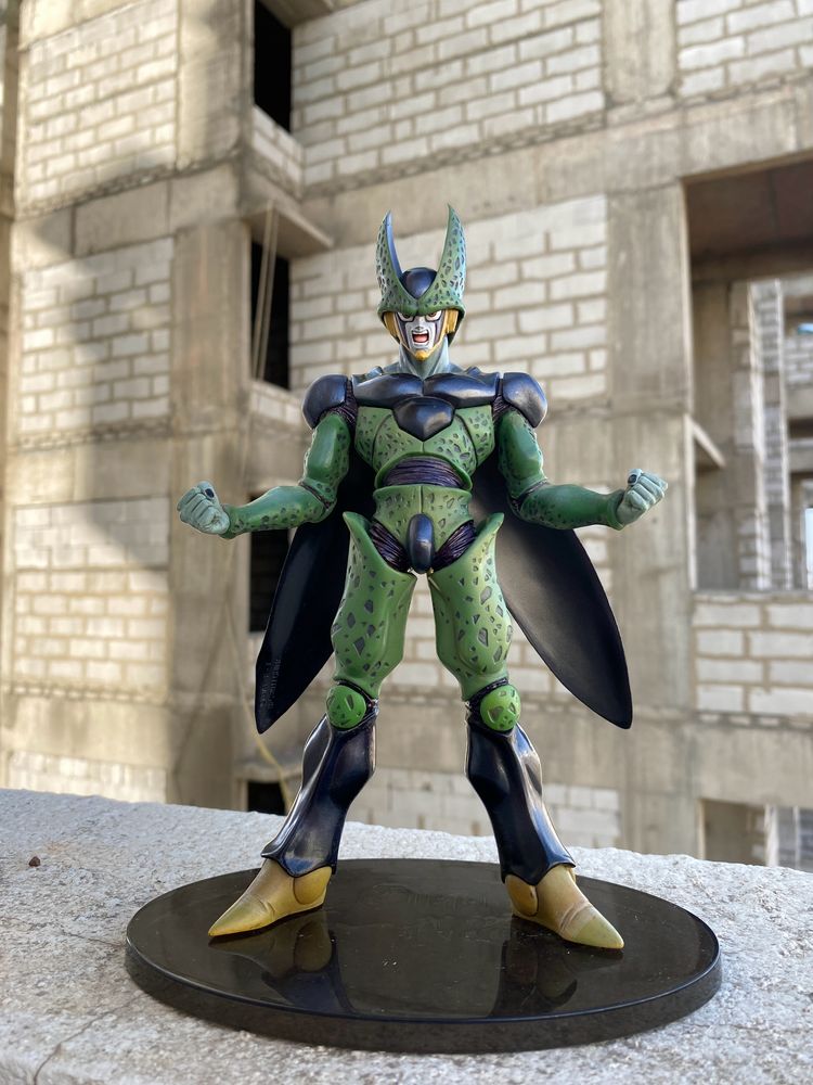 Cell - Dragon Ball Action Figure (HUGE SIZE)