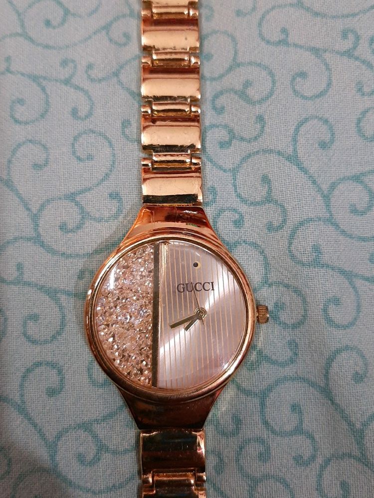 Women New Golden Watch