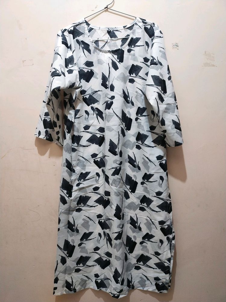 Black And White Abstract Print Kurti