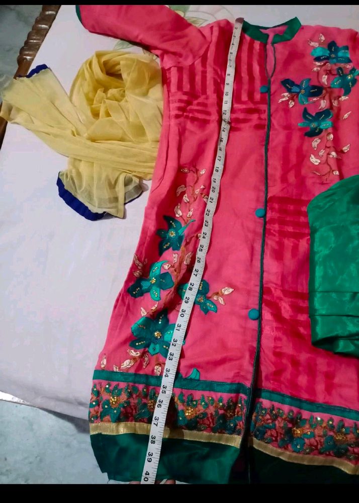 Salwar Suit