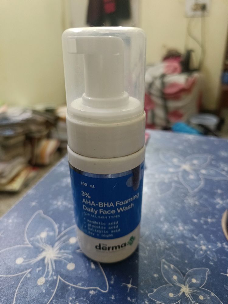 Used Derma co face wash