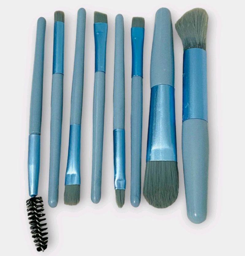 Mini Makeup Brush Set - 8 Pcs