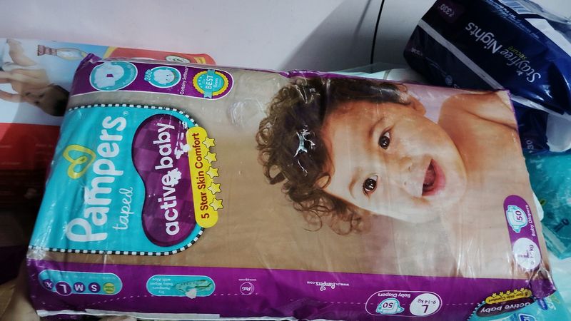 Pampers Active baby Diaper Taped Style