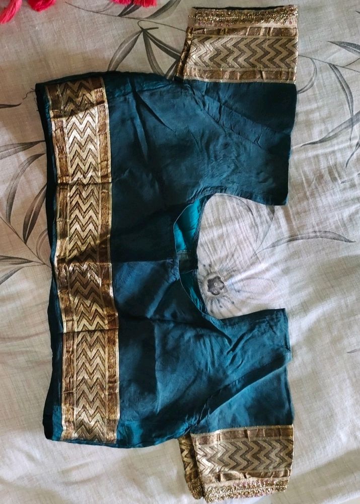 Beautiful Sea Green Colour Sari With Blouse