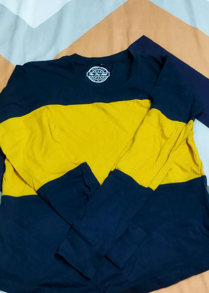 T-shirt Of Used Once