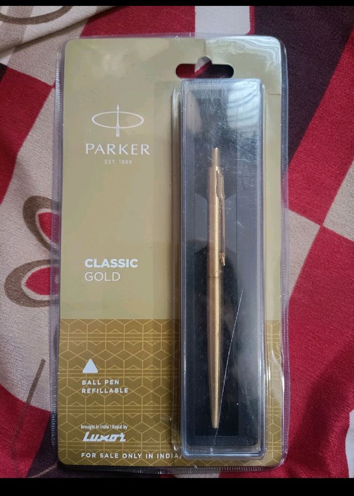 Parker Gold Pen