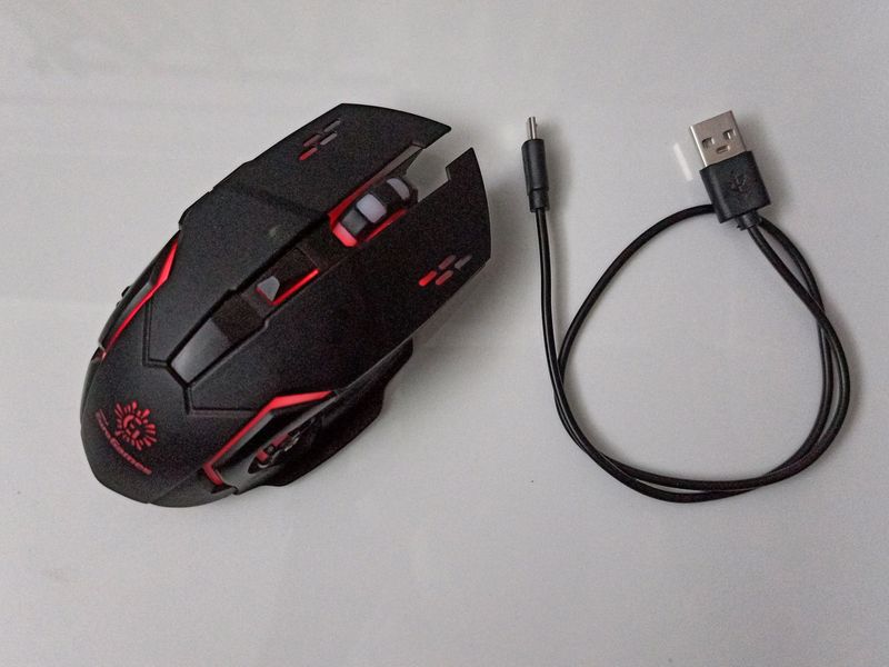 RPM Euro Games USB Rechargeable Wireless Mouse