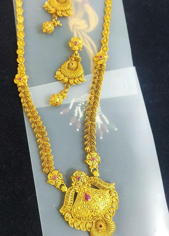 Neckless Set