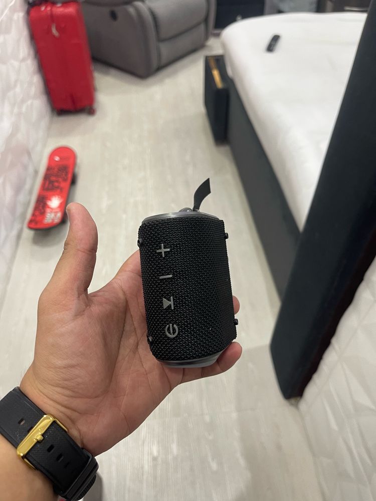 Boat Stone Grenade Speaker