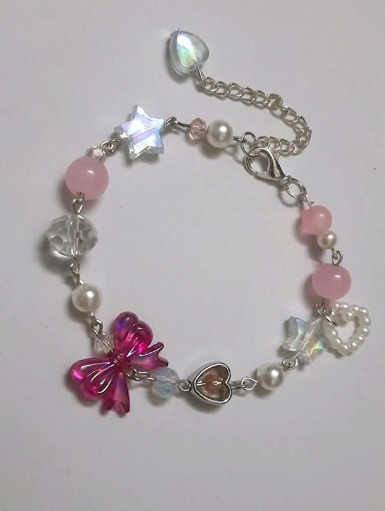 Pink Bow Beaded bracelet