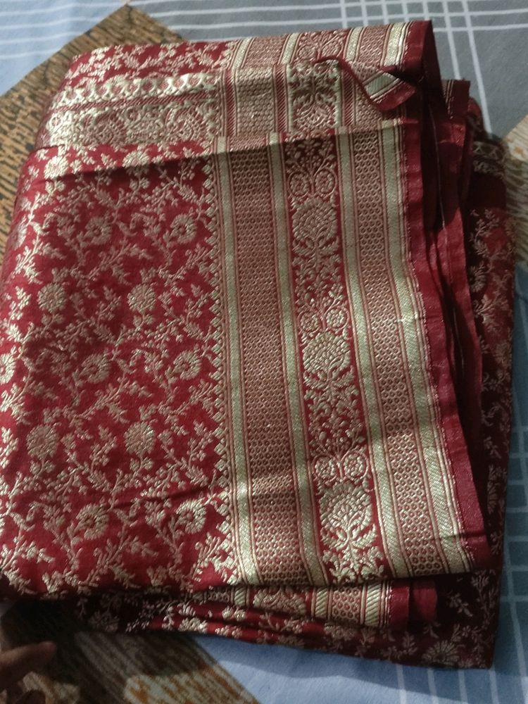 ♥️Saree With Heavy Work In Red Colour ♥️♥️
