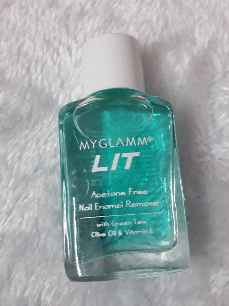 Myglamm Lit Acetone Free Nail Enamel Remover With