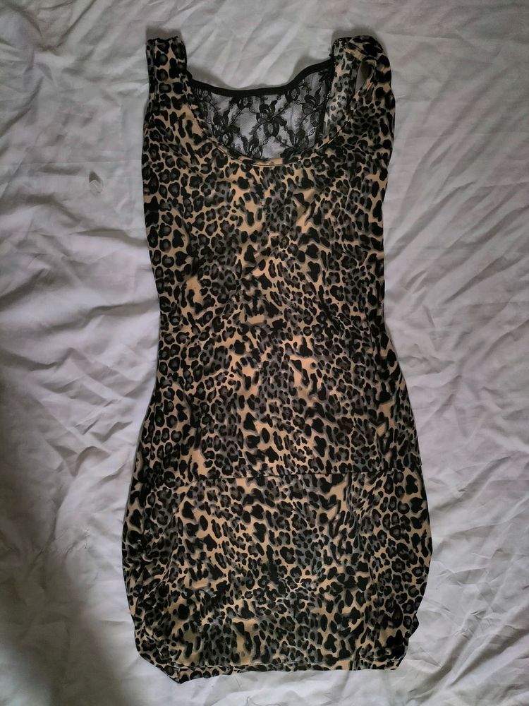 Cheeta Print Fitted Bodycone With Beautiful Back