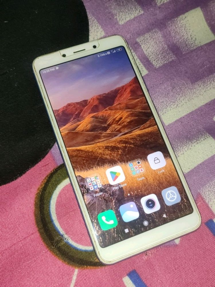 Am Selling Redmi 6a (2gb/16gb)