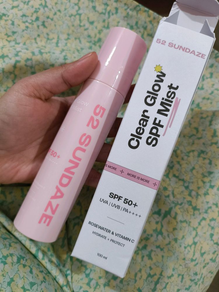 52 Sundaze Clear Glow SPF 50+ Mist