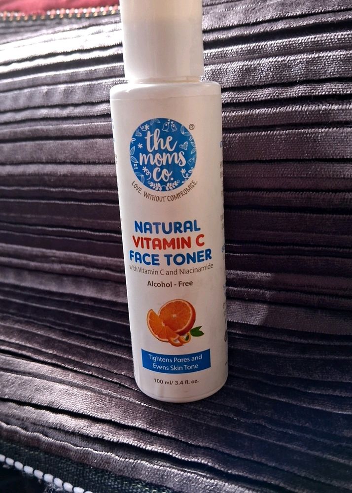 The Moms Co Natural Vitamin C Face Toner