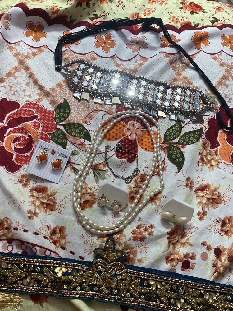 7 Women Accessories Combo