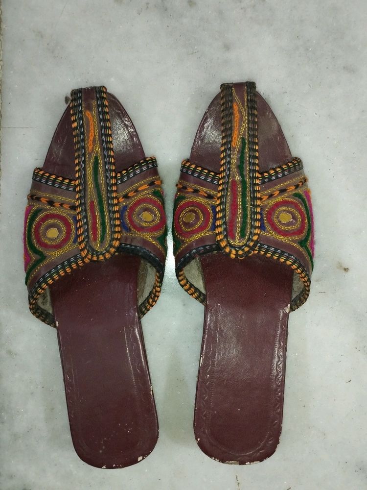 Jaipuri Chappal In Great Condition