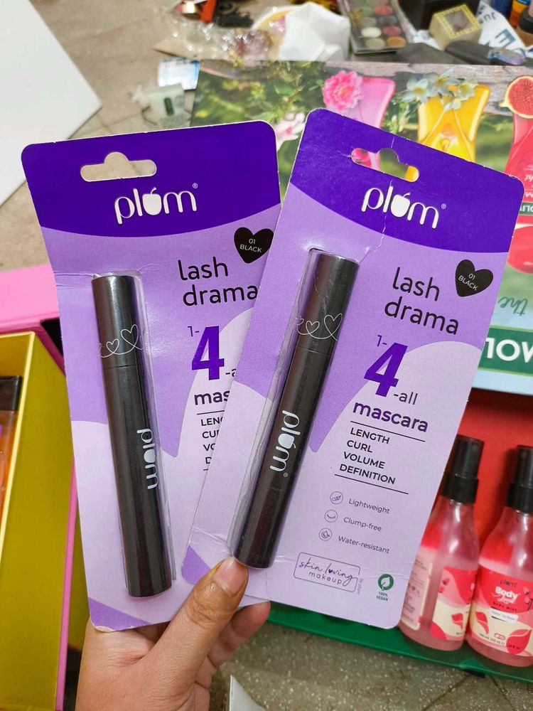 (Sealed) Plum lash Drama 1-4-all Mascara