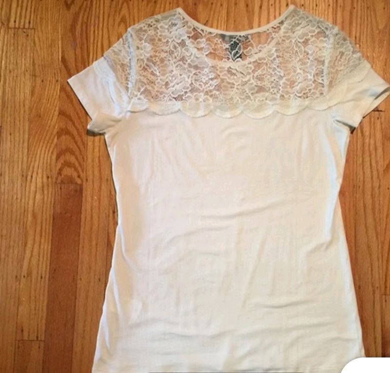 Cute H&M Net Lace Top