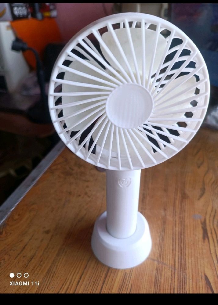 Rechargeable USB Fan