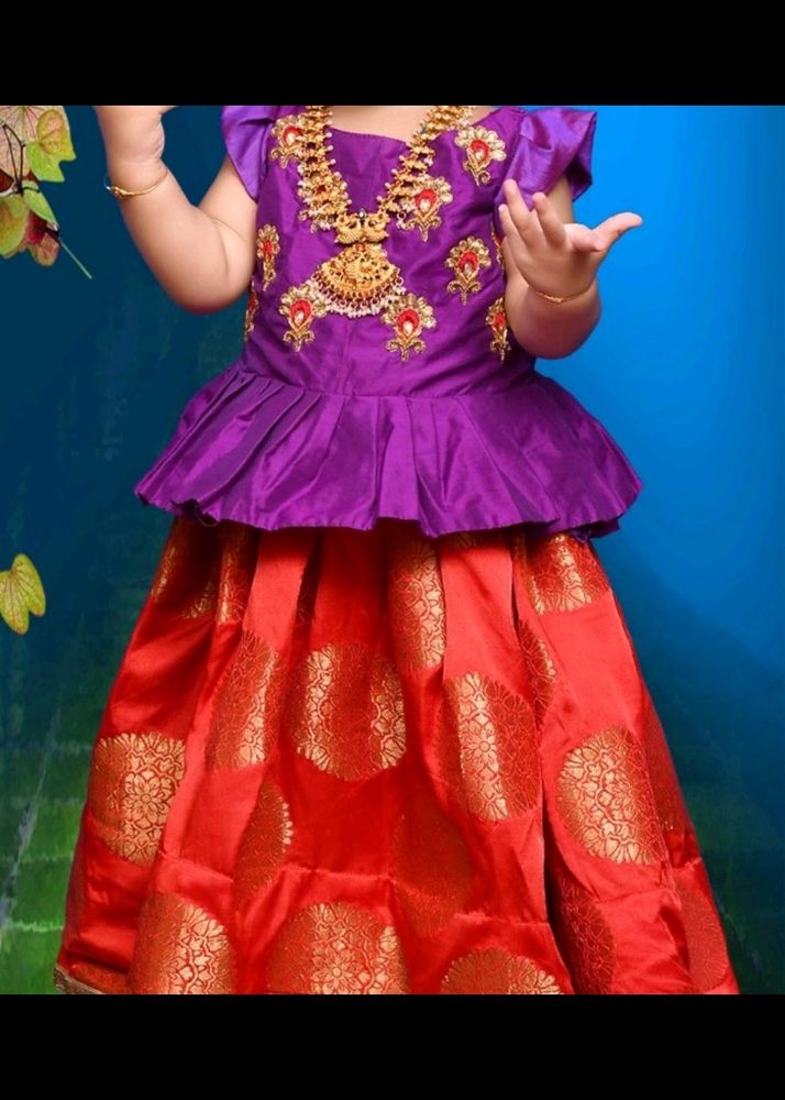 Soft Banarasi Lehanga With Blouse Muggum Work