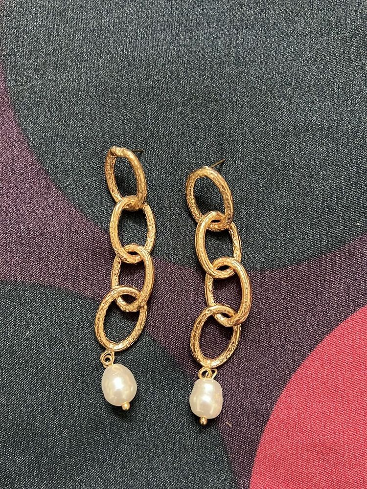 Golden Earings With Pearl