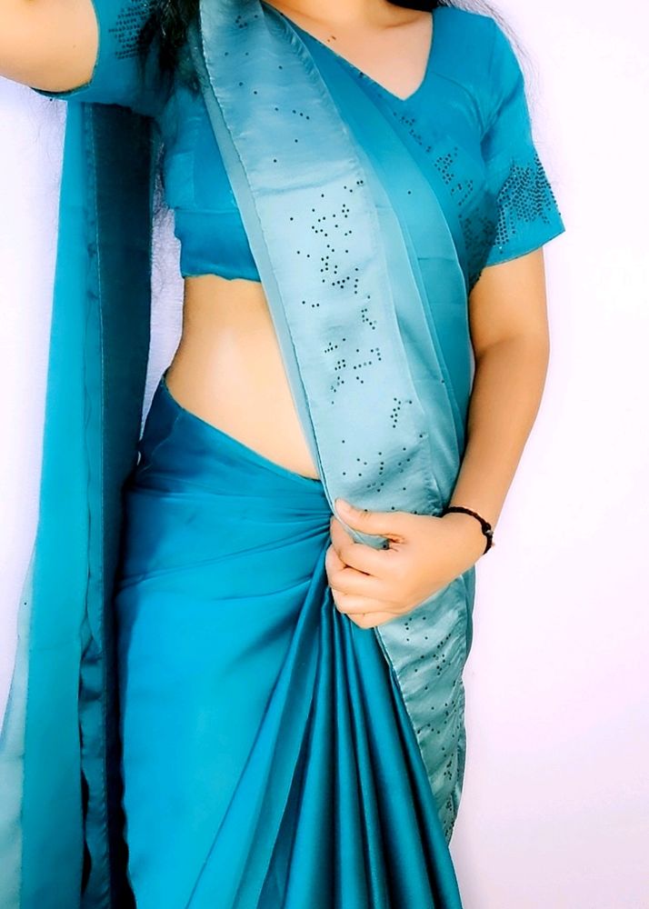 Double Shaded Silk Saree With Blouse