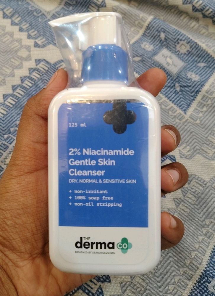 Niacinamide Gentle Skin Cleanser