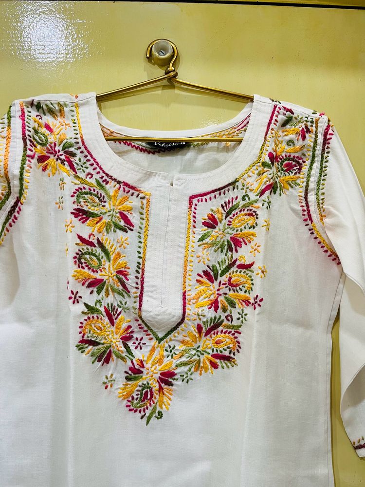 Chikankari Kurti