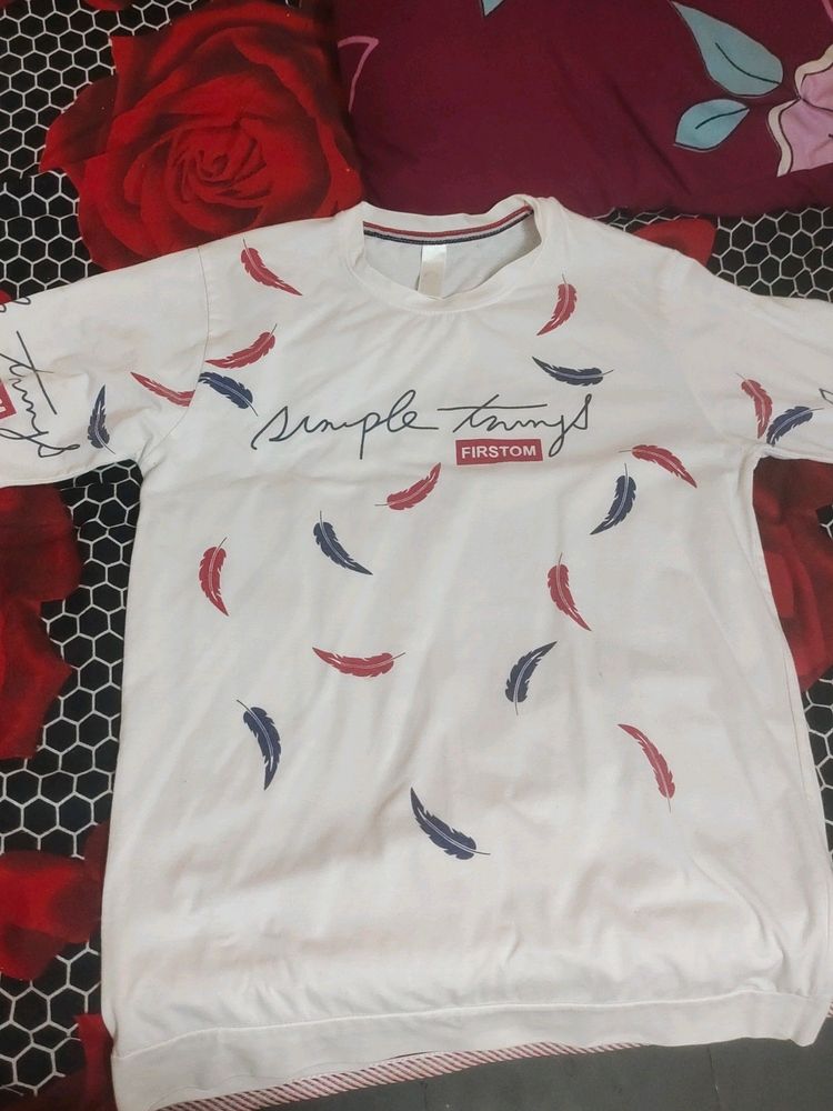 Mens Tshirt In M Size