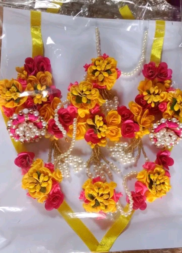 Haldi/Mehendi Jewellery Set