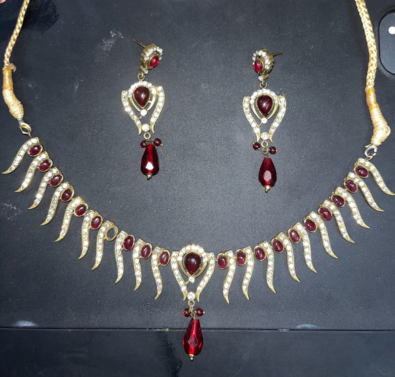 Necklace Set With Earrings