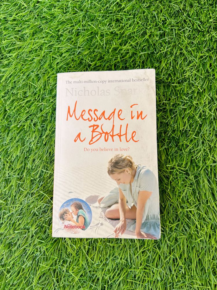 Nicholas Sparks “ Message In A Bottle”