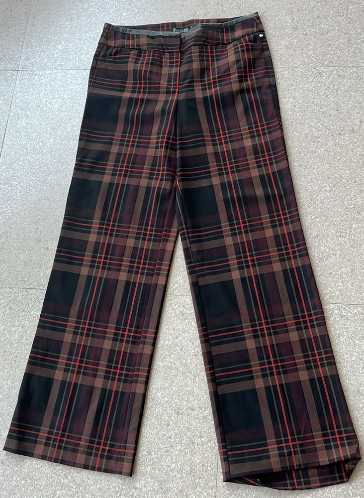 Checked Trousers-women