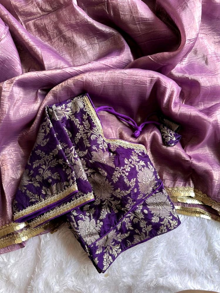 Saree With Stiched Blouse🦋