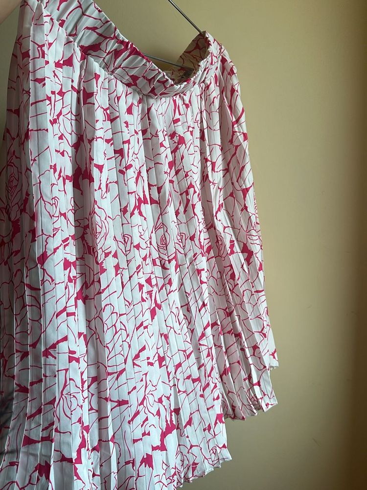 Pink And White Georgette Skirt