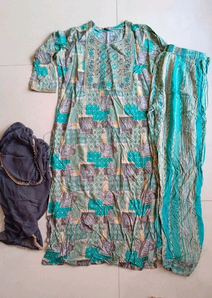 Kurta Set With Dupataa