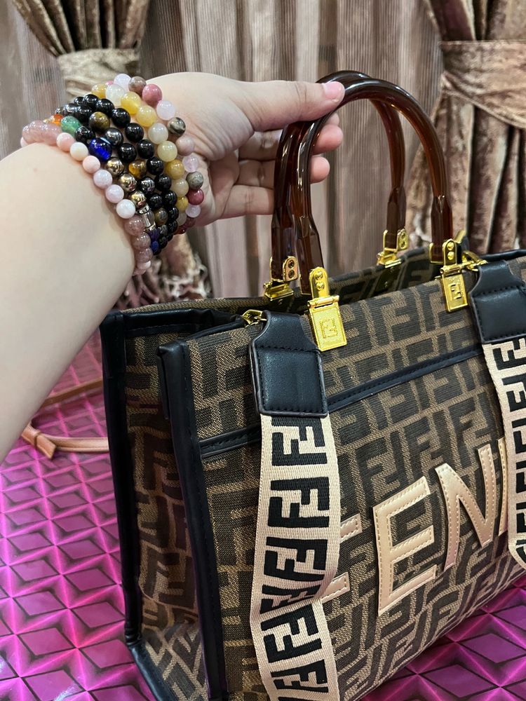 FENDI GOLD Bag Superb Condition