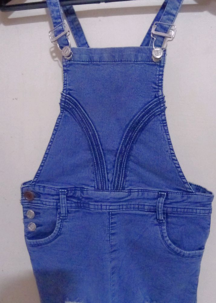 Stylish and Comfortable Dungarees – Available Now!