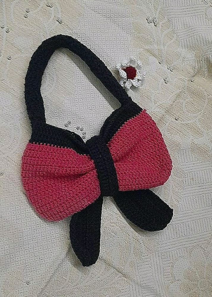 handmade crochet bow bag