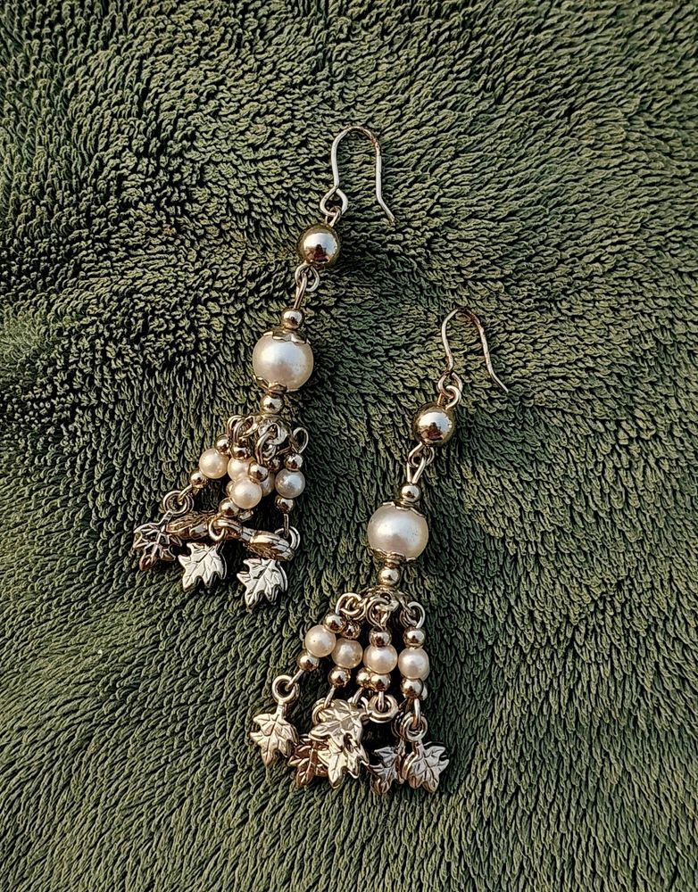 Beautiful Silver Pearl Dangling Earrings